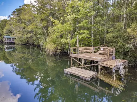 110 Rio Paz Trce, Crawfordville, FL 32327