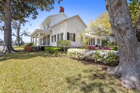 Exterior - 340 E Washington St, Monticello, FL 32344 photo 2 of 14