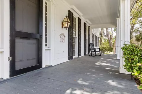 Exterior - 340 E Washington St, Monticello, FL 32344 photo 5 of 14