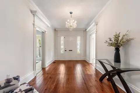 Entry Way - 340 E Washington St, Monticello, FL 32344 photo 2 of 3