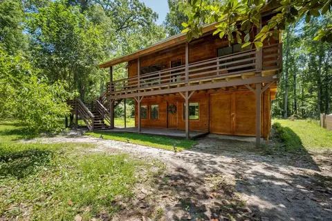 7047 Buck Skin Rd, Tallahassee, FL 32309