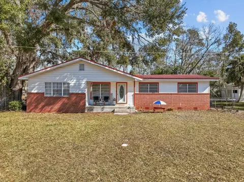 708 E Margurite St, Perry, FL 32347
