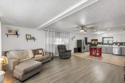 708 E Margurite St, Perry, FL 32347 photo 25