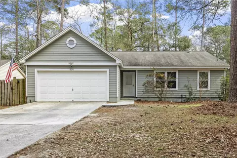 8637 Oak Forest Trl, Tallahassee, FL 32312