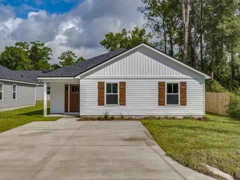 66 Shawnee Trl, Crawfordville, FL 32327