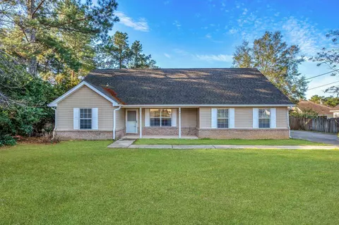 340 Loblolly Cir, Midway, FL 32343