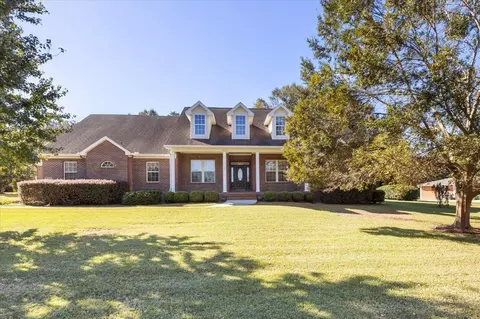 5141 Ile De France Dr, Tallahassee, FL 32308