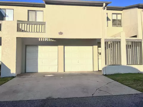 1341 Airport Dr #H03, Tallahassee, FL 32304