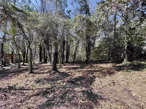 Glennis Court, Tallahassee, FL 32303
