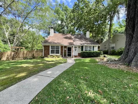 1077 Copper Creek Ct, Tallahassee, FL 32311