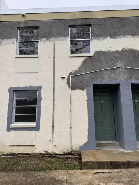 2325 W Pensacola St, Tallahassee, FL 32304