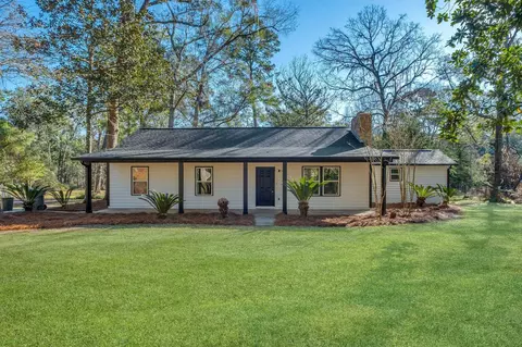 313 W Horseshoe Rd, Tallahassee, FL 32317