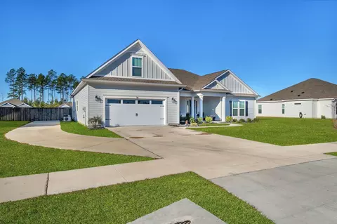 14 Shelby Dr, Crawfordville, FL 32327