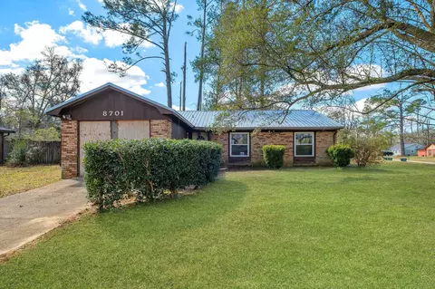 8701 Manchester Ct, Tallahassee, FL 32311
