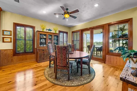 911 Sunset, Carrabelle, FL 32322 photo 18