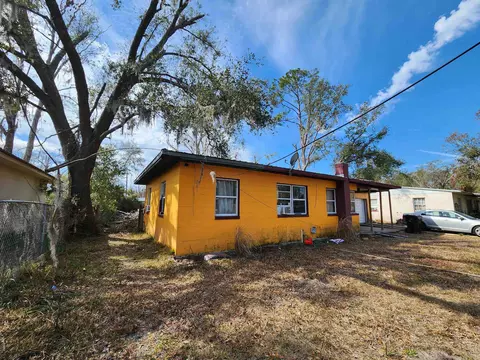 117 Magnolia Rd, Perry, FL 32348 photo 3