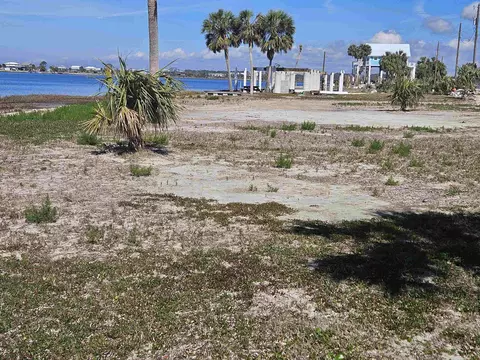 129 Cedar Island Rd, Perry, FL 32348 photo 11