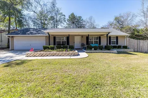 3240 E Whitney Dr, Tallahassee, FL 32309
