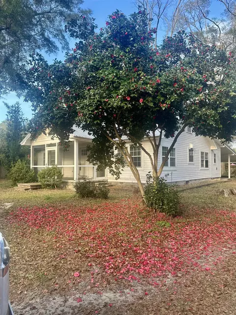 9543 Woodville Hwy, Tallahassee, FL 32305