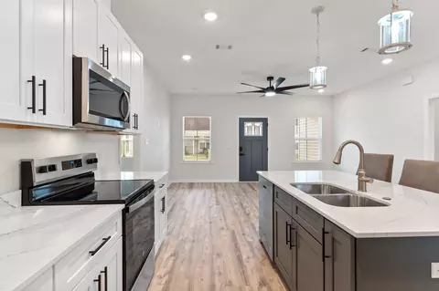658 Dunn St #2, Tallahassee, FL 32304