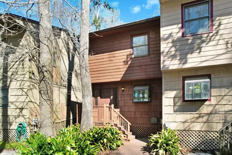 1750 N Beechwood Cir, Tallahassee, FL 32301