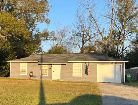 5633 Maple Forest Dr, Tallahassee, FL 32303