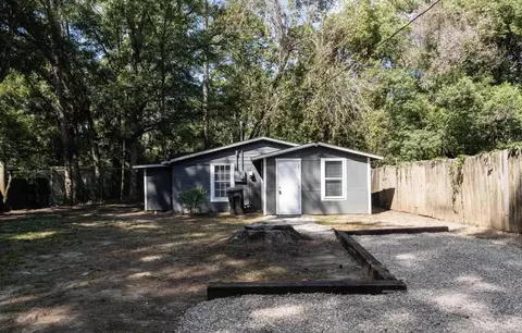 2046 Holmes St, Tallahassee, FL 32310