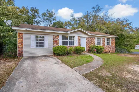 724 Greenleaf Dr, Tallahassee, FL 32305