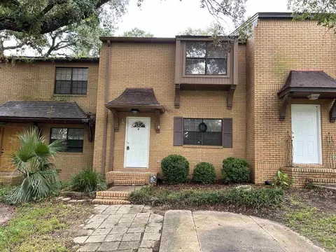 1826 Larette Dr, Tallahassee, FL 32301