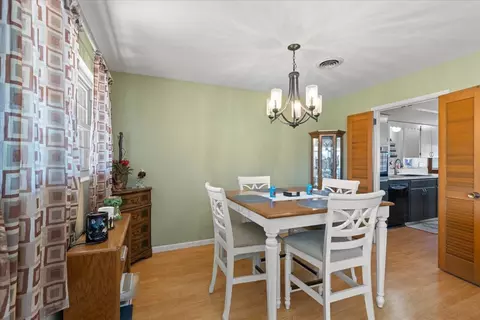 Dining - 503 Plantation Rd, Perry, FL 32348 photo 1 of 1