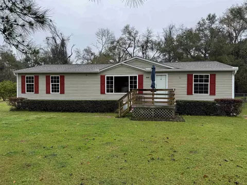 10390 Roger Hamlin Rd, Tallahassee, FL 32311