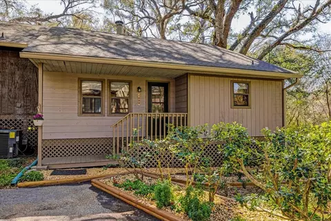 1499 Twin Lakes Cir, Tallahassee, FL 32311