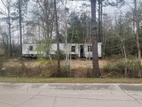 600 Peters Rd, Midway, FL 32343 photo 3