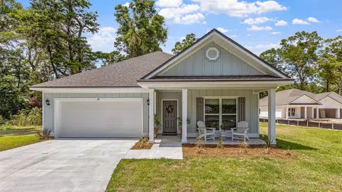 18 Getaway Ln, Crawfordville, FL 32327