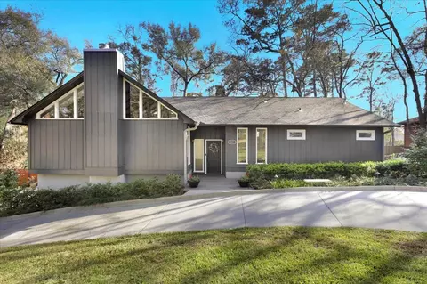 2221 Limerick Dr, Tallahassee, FL 32309