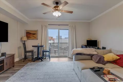 215 W College Ave #507, Tallahassee, FL 32301