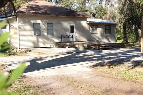 168 Temple Ter, Perry, FL 32348