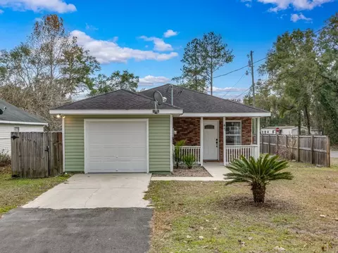 47 Concord Rd, Crawfordville, FL 32327