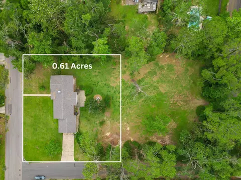 938 Carlton Dr, Tallahassee, FL 32301