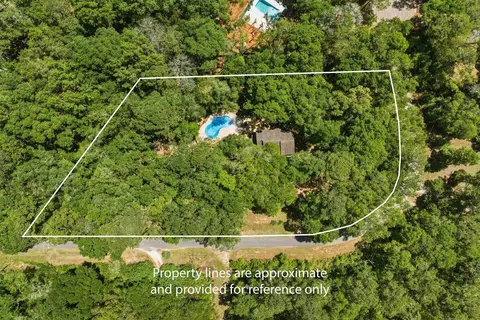 9084 Ravena Rd, Tallahassee, FL 32309
