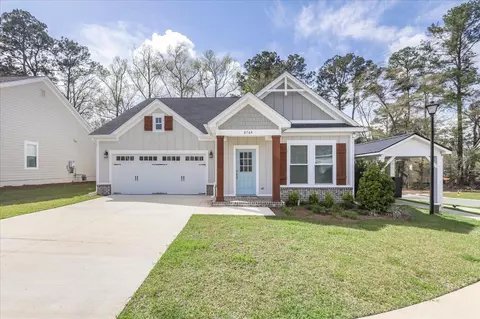 8764 Glenoak Trl, Tallahassee, FL 32312