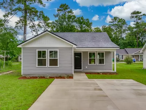 102 Catawba Trl, Crawfordville, FL 32327