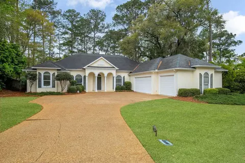 9210 Hampton Glen Ct, Tallahassee, FL 32312