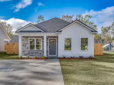 65 Feather Trl, Crawfordville, FL 32327