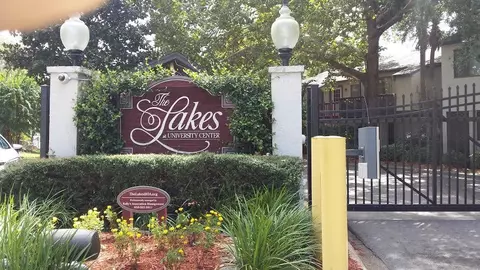 1337 Airport Dr #G04, Tallahassee, FL 32304
