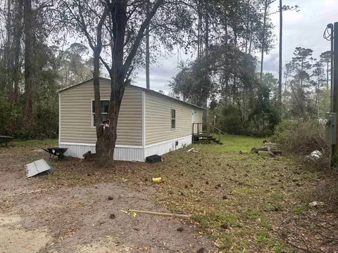 50 Croatan St, Crawfordville, FL 32327