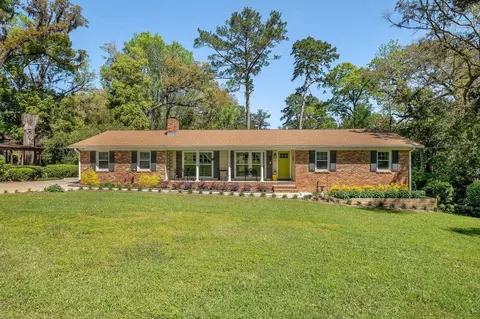 910 Lasswade Dr, Tallahassee, FL 32312