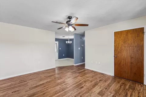 123 E Nancy St, Perry, FL 32347 photo 8