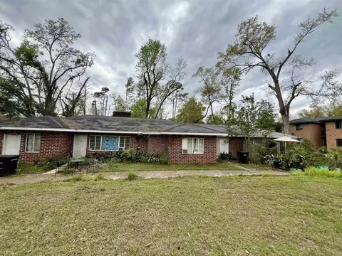 202 Columbia Dr #1, Tallahassee, FL 32304