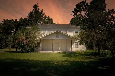 75 Yellow Jacket Ave, Sopchoppy, FL 32358